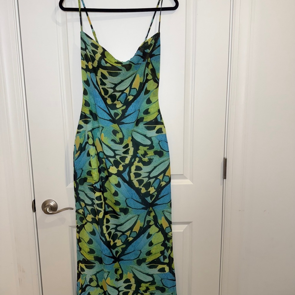 Meshki Blue Green Printed Backless Maxi Dress - Picture 8 of 12